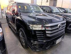 تۆیۆتا لاند کروزەر